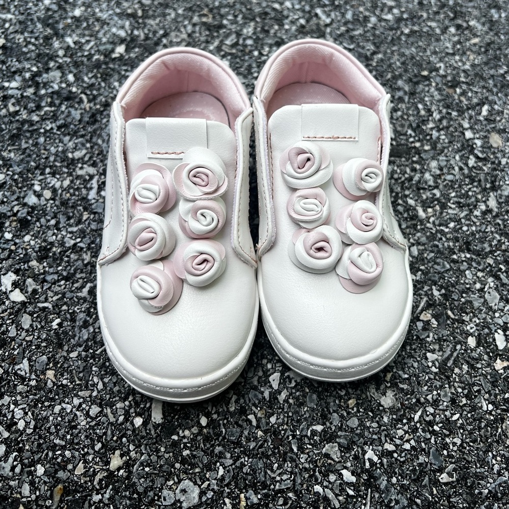 Soleplay girl shoes, brand new